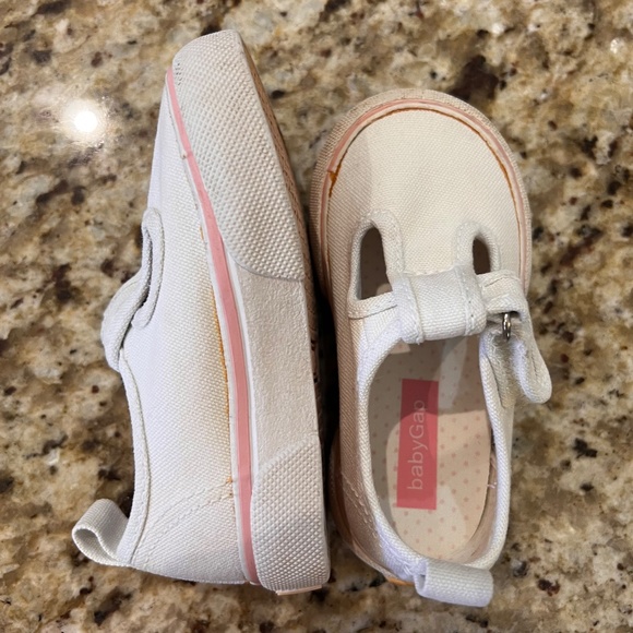 VINTAGE BABY GAP CANVAS sneakers Toddler size 6 - Picture 15 of 17
